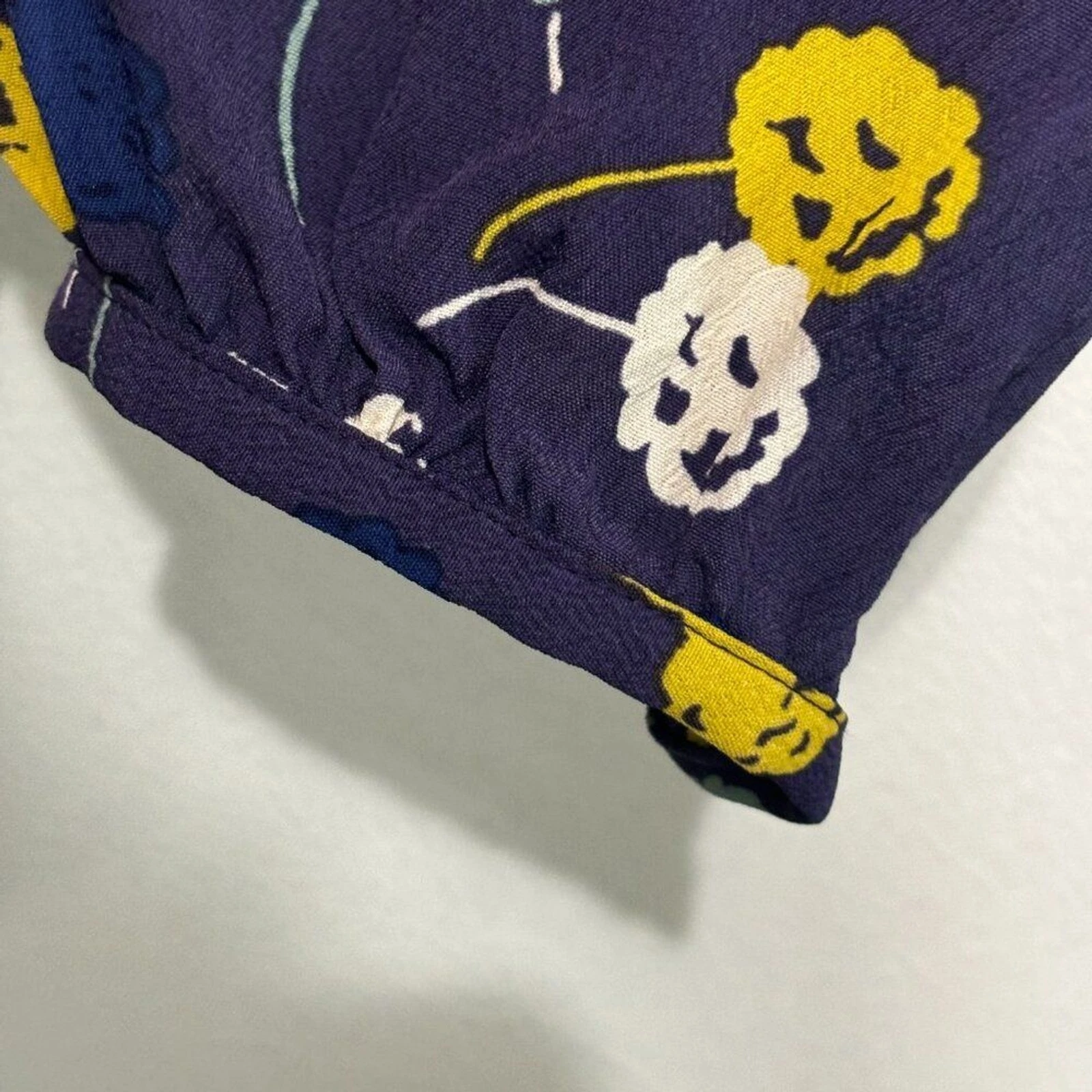 VETEMENTS Boden abito floreale taglia 8 viola manica lunga impreziosito scollo a V