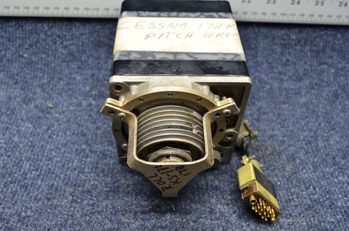 KS-178| 065-0051-04 |Cessna 172RG |KAP-150 Primary Servo - Picture 3 of 6