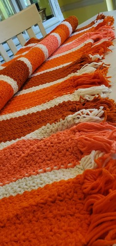 Vintage 70s Hand Knit Crochet Throw Blanket Fringe W64”xL 98” - Picture 2 of 4