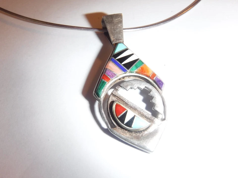 Винтажный B.G.M. Кулон SW из стерлингового серебра с инкрустацией драгоценными камнями с подписью ремесленника Cecelia L. - Изображение 2 из 4