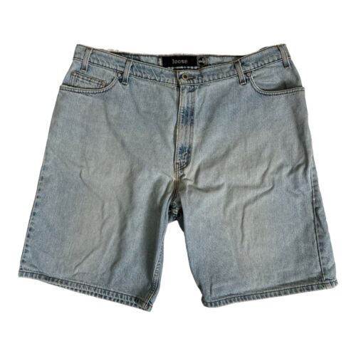 Vintage Silver Tab Levi’s Denim Shorts Size 42 Lo… - image 1