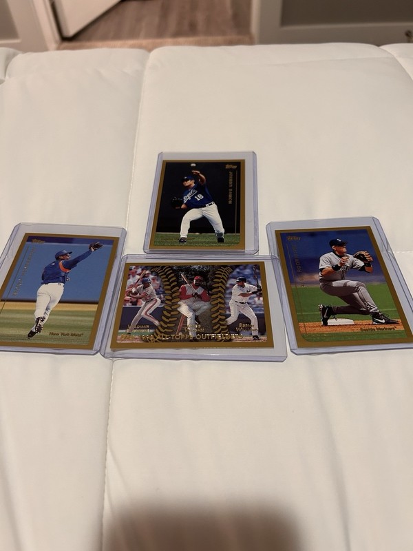 Topps 1999 Topps MLB 4-Card Lot Rickey Henderson Johnny Damon A-Rod #458
