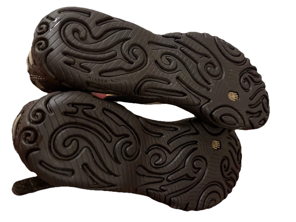 Zapatos de agua Teva Westwater Mary Jane engomados para mujer talla 7 precio de venta sugerido por el fabricante 120 USD Foto 3 de 4