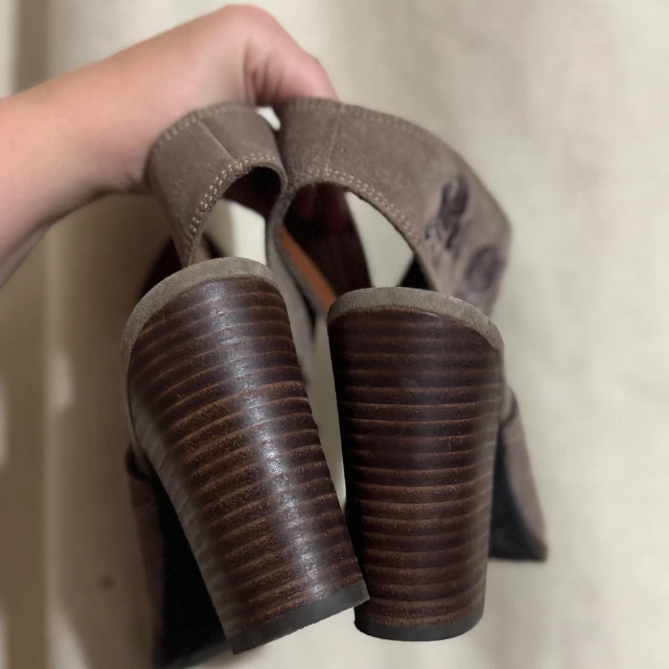 Botines Lucky Brand Marrón Gamuza Bordados Rosa Floral Tacón Cordón Foto 3 de 4