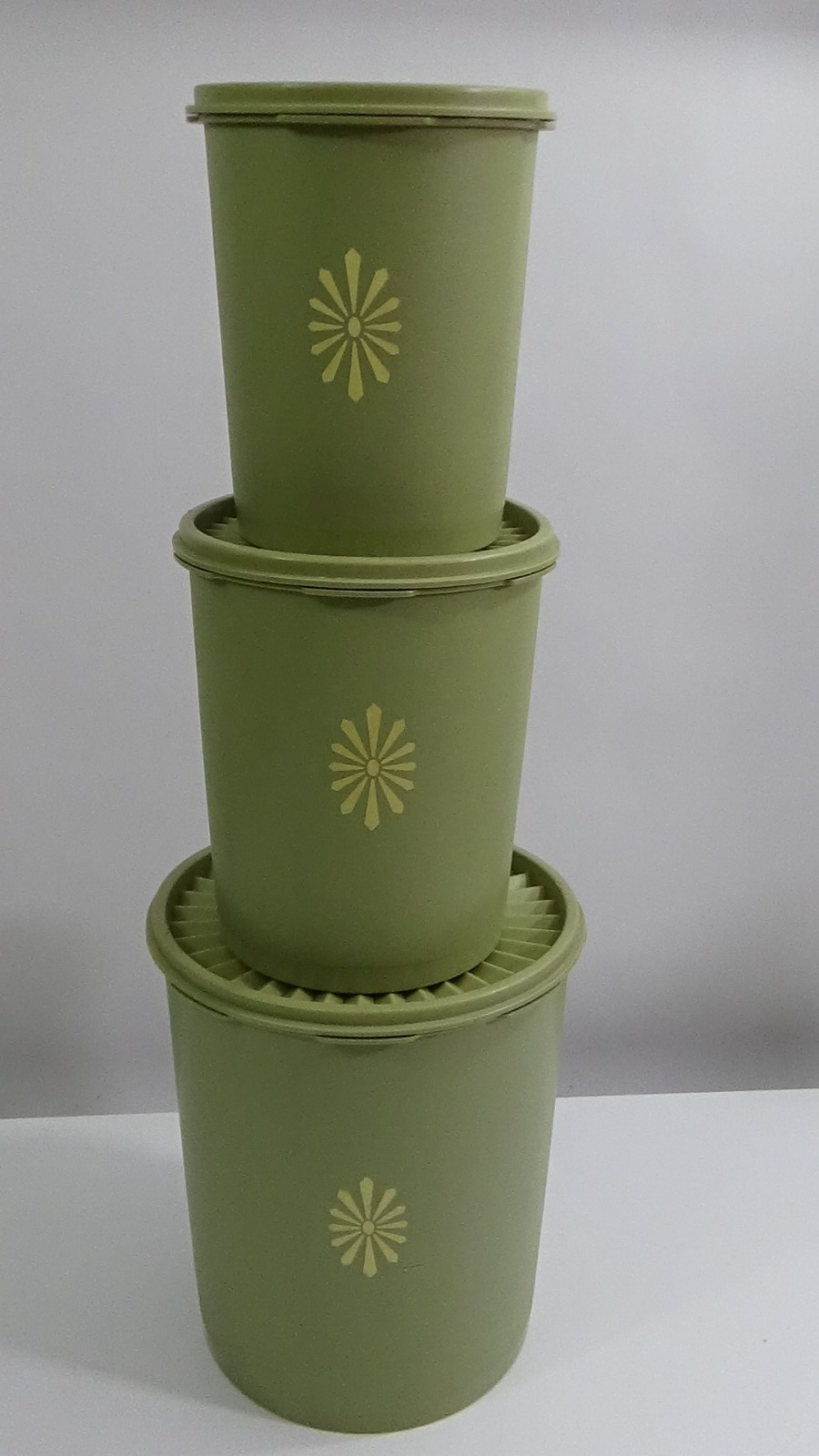 Vintage Avocado Green Tupperware Nesting Canisters | eBay