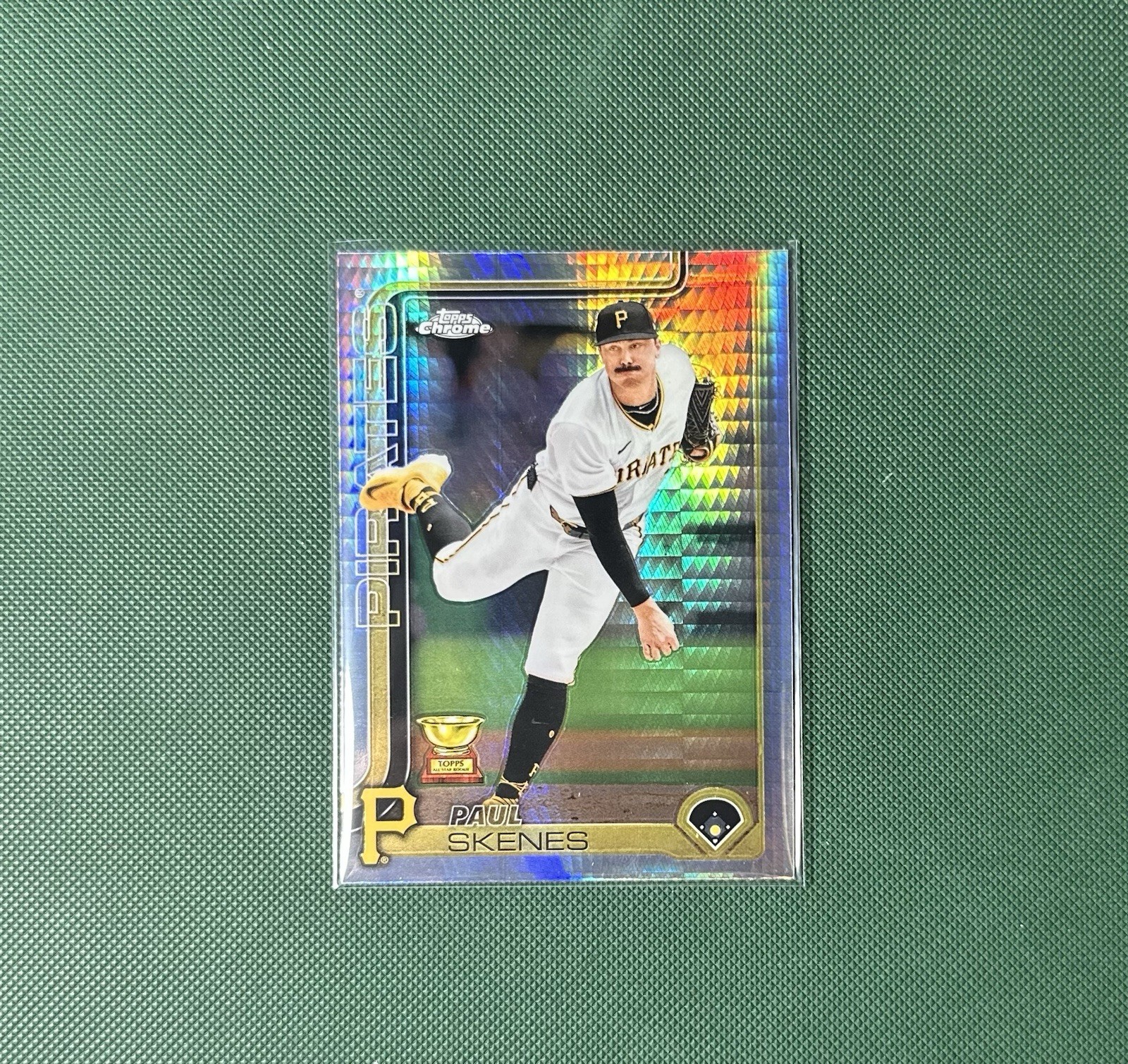 2025 Topps Chrome - Paul Skenes #300 Prism Refractor