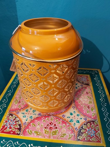 INDIAN CUT OUT DESIGN IRON LANTERN IN VIBRANT MUSTARD YELLOW - Picture 6 of 10