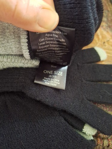 Knit Winter Beanie And Gloves Set Gray Black One Size NWT Toboggan Hat - 第 5/6 張圖片