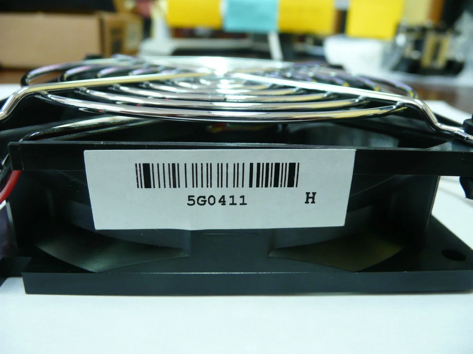 HP / Compaq    33047-001 3610KL-04W-B49 Cooling fan  92mm     NEW - Image 2 of 2