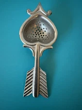 Vintage Pewter Arrow Heart-Shaped Tea Strainer by Beehive 2000 Collectible Metal