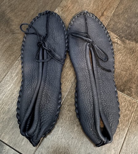 Kanadische Damen-Mokassins Hides in Hand Dearskin Blau US-Größe 9