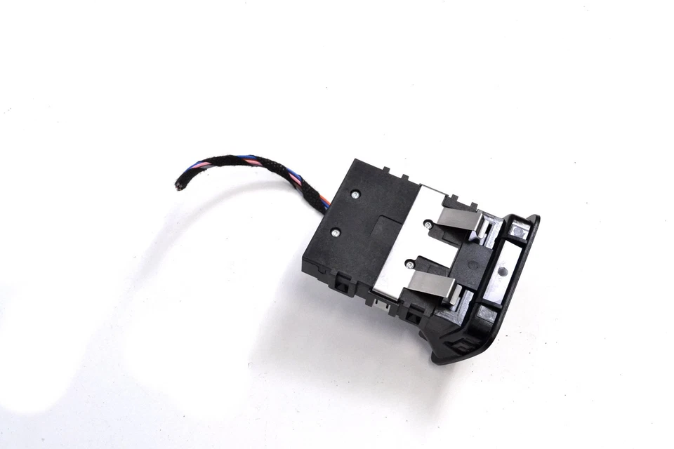 MERCEDES-BENZ SLC R172 2017 Handbrake Button A2469050451 - Image 2 of 4