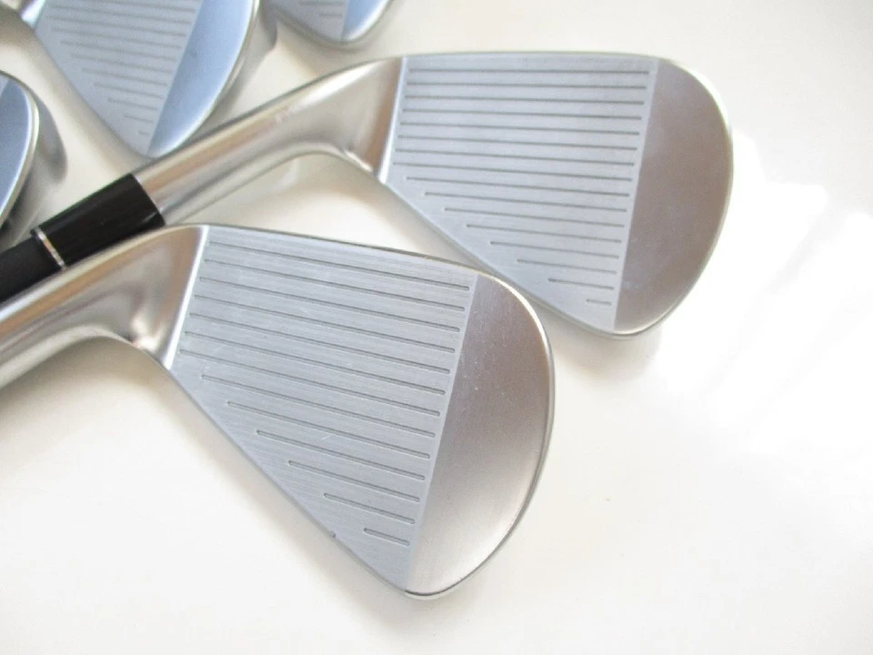 Srixon ZXi7 Iron set 6-pw / TRAVIL IRON 95 S - Image 4 of 4