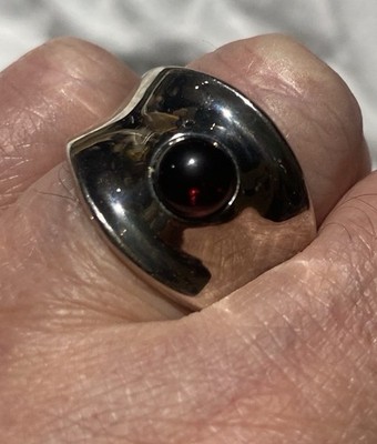 RLM Studio Sterlingsilber amorpher Ring Cabochon roter Stein   skulpturale Form