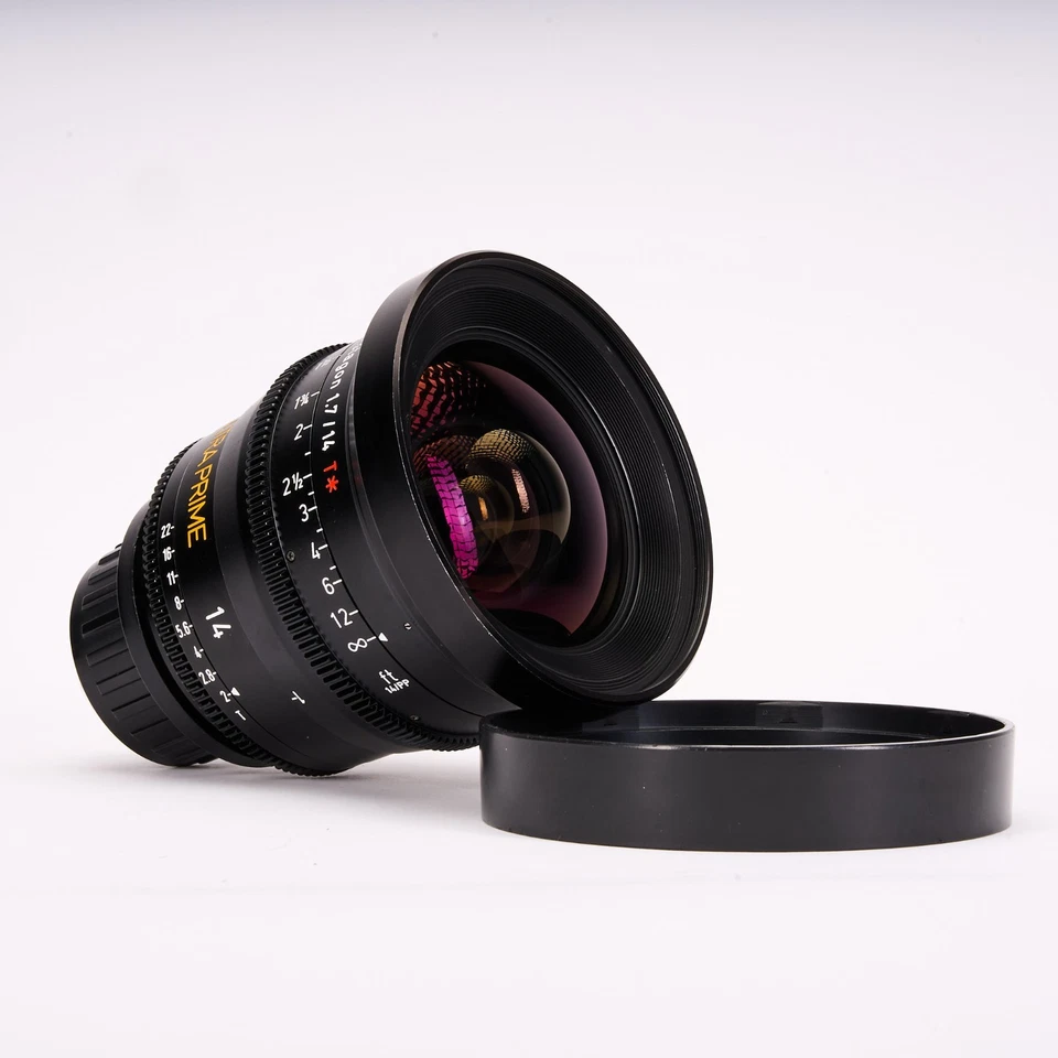 Lente ARRI Zeiss Ultra Prime 14 mm T1.9 con montaje PL y pies (envío gratuito) Foto 2 de 4