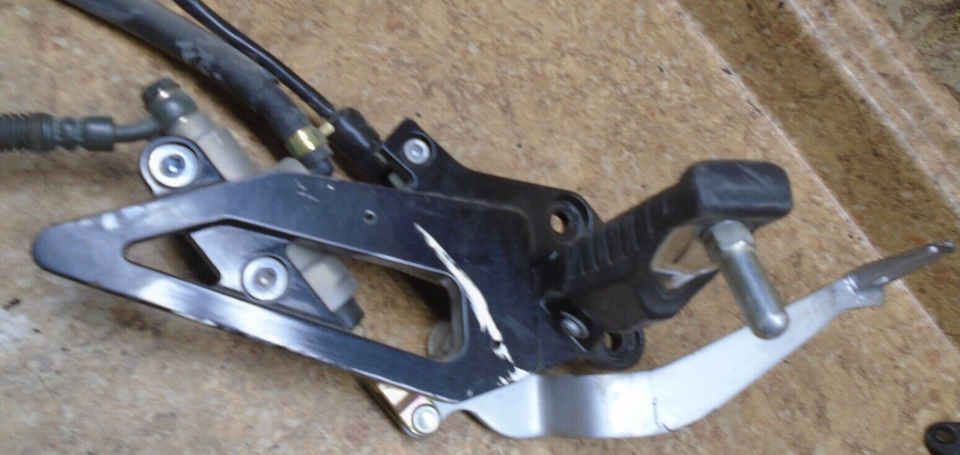 1998 Kawasaki Ninja EX500 EX 500 EX500D D Brake Pedal Peg Mount Rear ...