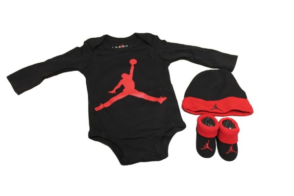 Jordan Baby Boys Jungen Set 3 Teilig Cap Booties Body Schwarz Rot 0 - 6 Monate-image