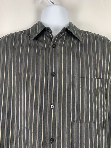 Consensus Trip Ready Mens Top Casual Button Up Shirt Short Sleeve Striped Medium - Picture 2 of 9