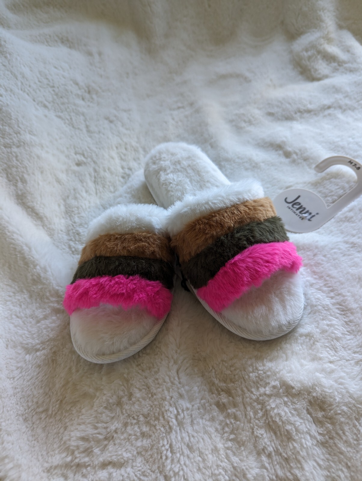 Cozy Inc Multicolor Faux Fur Slippers Size Medium 7/8  -image