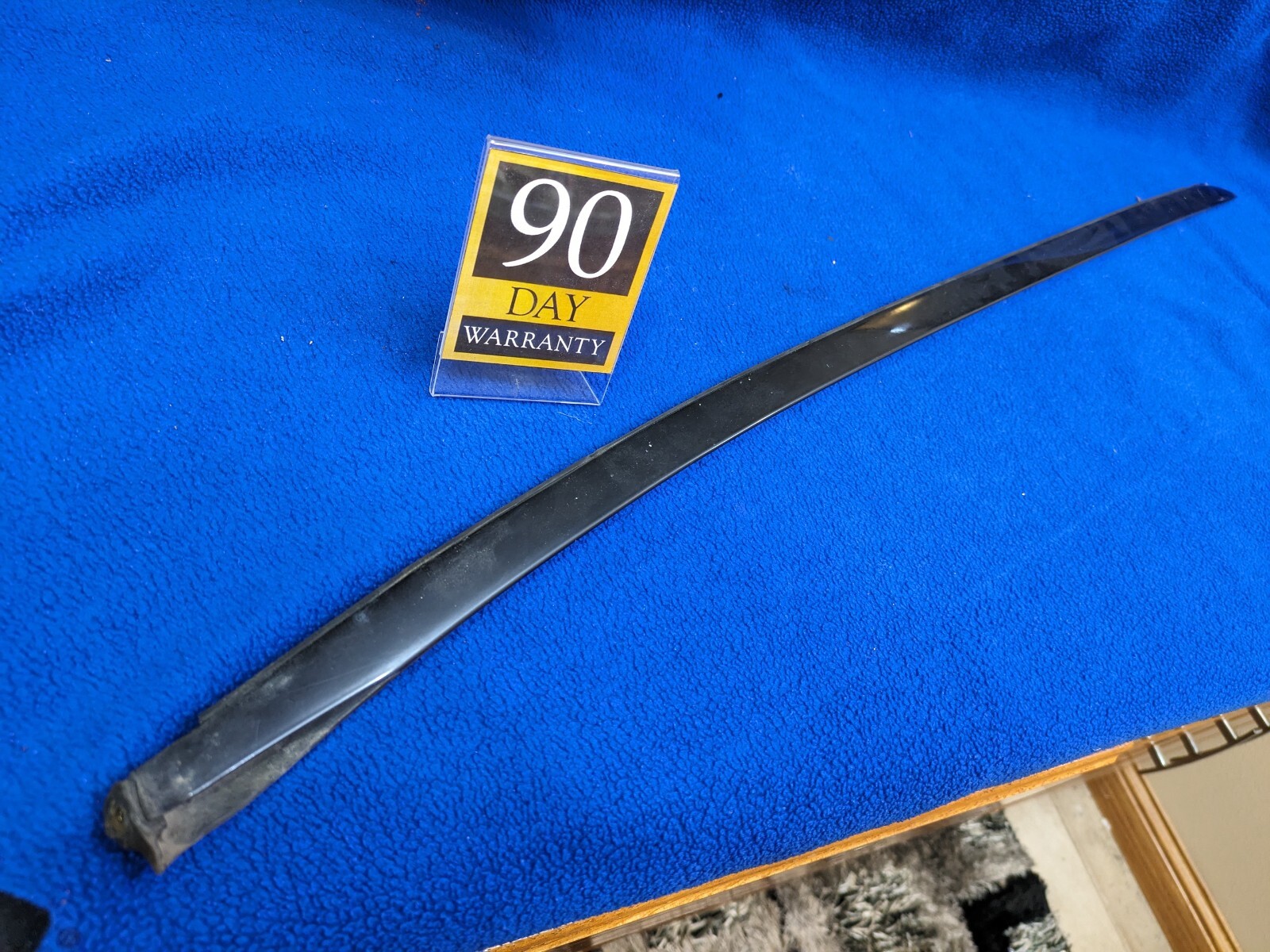 black strip window molding front right Bentley CONTINENTAL FLYING SPUR oem