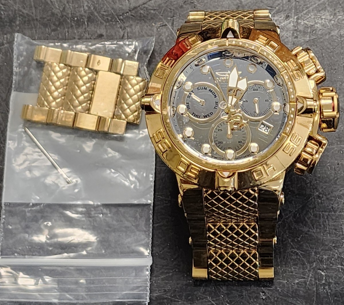 Invicta Gold and Silver Chronograph Watch NIB s-l1200.jpg main image 4