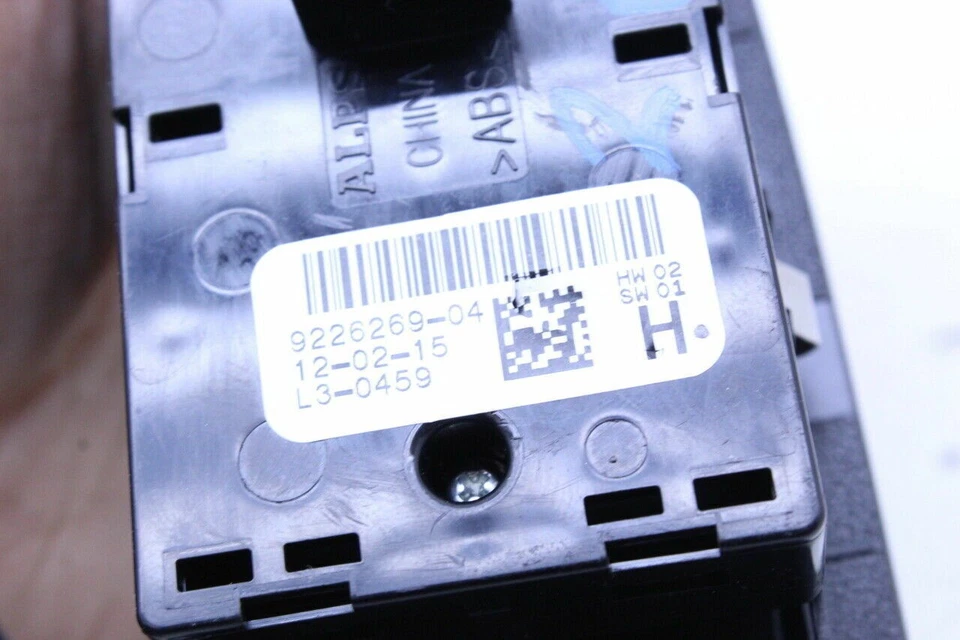 2015 BMW M4 F82 Coupe Power Window Switch Left OEM Used - Image 4 of 4