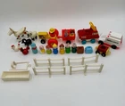 Vintage 1970’s Fisher Price Little People Lot Of 28 Figures Animals Fence Cars