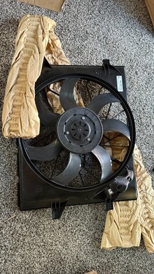 Genuine Mopar Radiator Cooling Fan Module 52014787AC OEM NE