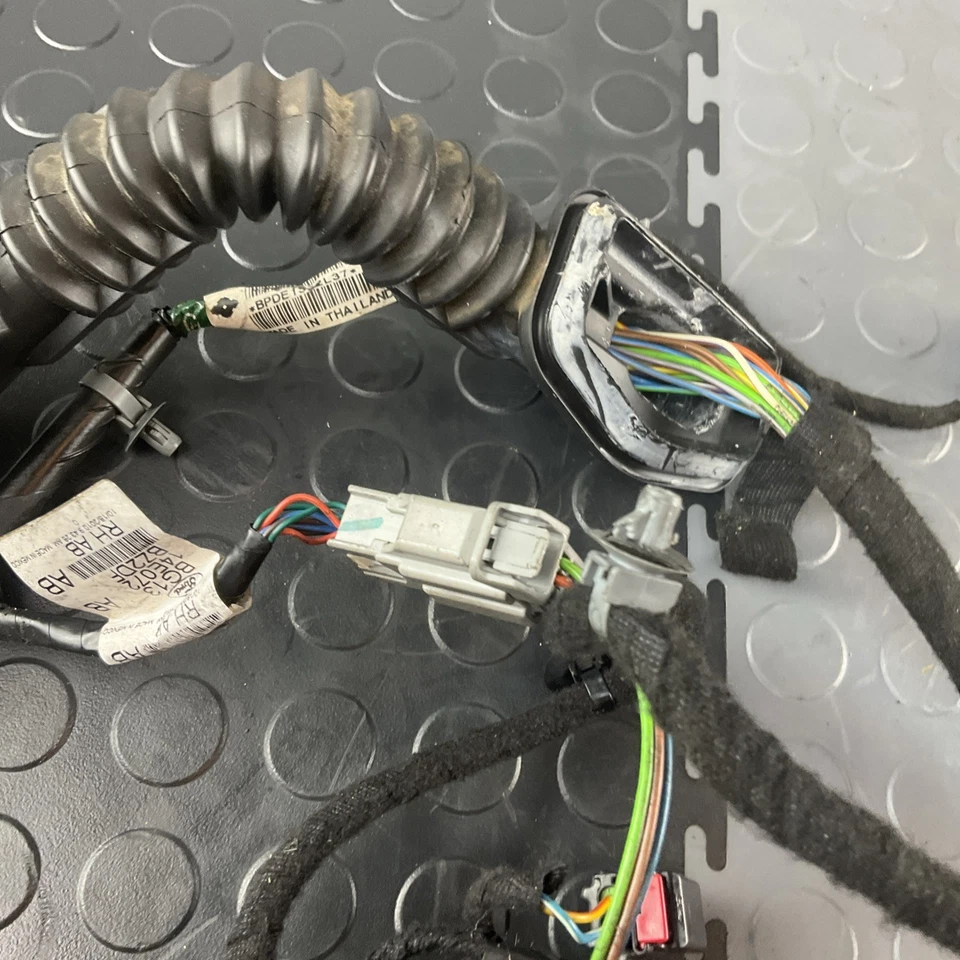 Ford Taurus 2010-2012 panel de puerta delantera derecha arnés de cableado OEM Foto 4 de 4