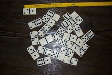 Grosse sehr alte Dominosteine - insgesamt 475 Gramm