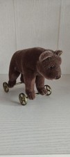 Steiff Teddy auf Rädern