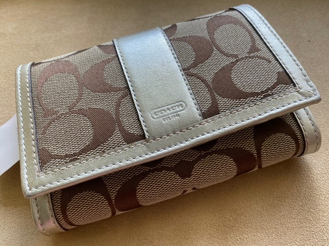 old coach wallet