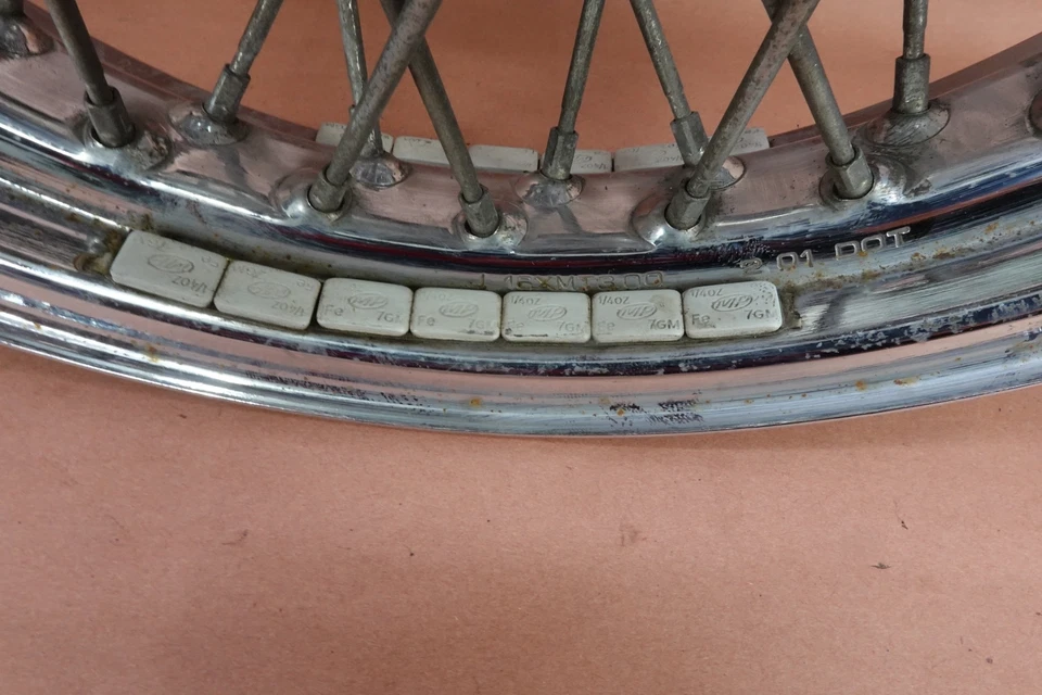 Llanta delantera Yamaha Road Star XV1600 1999-2003 16x3,00 Foto 4 de 4