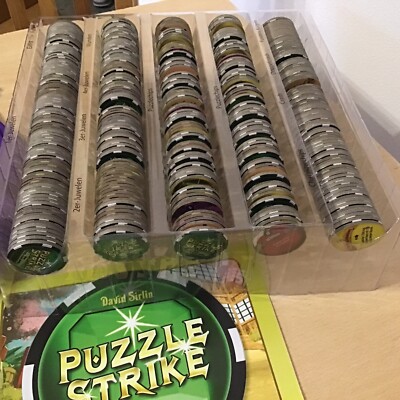 Pegasus Spiele Puzzle Strike - Deckbau-Brettspiel Mit Chips, Für 2-4 Spieler, Hohe Interaktion