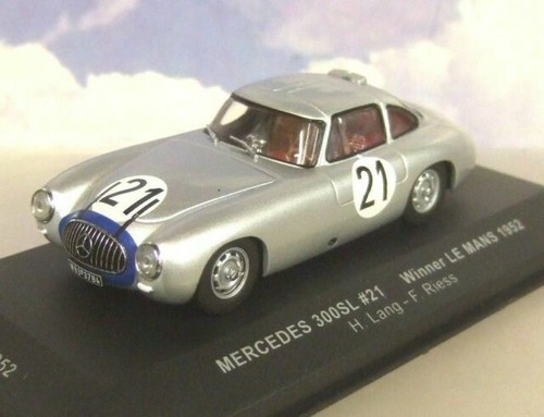 Ixo 1:43 Mercedes-Benz 508D vehículo de apoyo Skoda Rallye Team RAC424