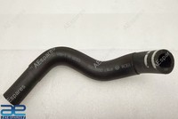 ÖLküHler-Auslass Schlauch FüR Wasserpumpe FüR Mahindra Bolero Scorpio Thar