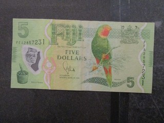 Fiji Banknotes: Circulated Great Item Must Have (L7466)