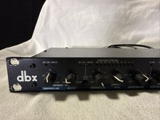 DBX 166 Over Easy Compressor with Gate and Peakstop Gain Reduction Rack Mount