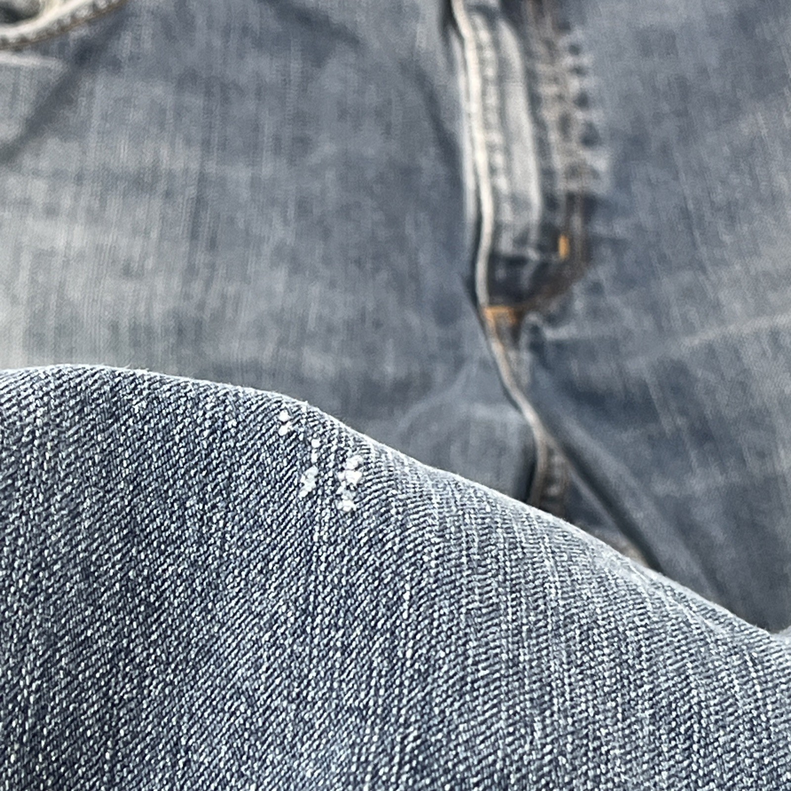 Carhartt Relaxed Fit Jeans Mens 38x32 Blue Workwear Lightly Distressed thumbnail 3