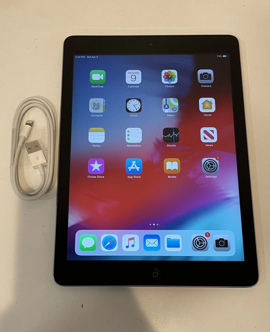 Apple iPad Air (1st Generation) 32 GB Tablets & eReaders with