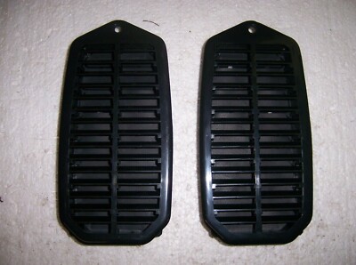 DOOR JAM VENTS NEW 1982 - 1992 CAMARO GK1123