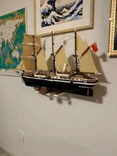 Ultimate Display Solutions Wall Mount Display for Lego 10335 The Endurance