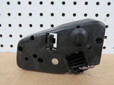 02-05 BMW E46 325i 330xi REAR RIGHT PASSENGER SIDE TAIL LIGHT BULB CARRIER OEM