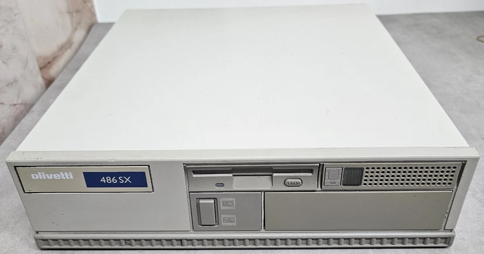 Computer Olivetti 486SX - Immagine 2 di 4