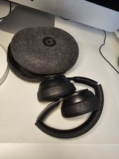 Beats by Dre Solo Pro Wireless Noise Cancelling Headphones Black. Used Condition