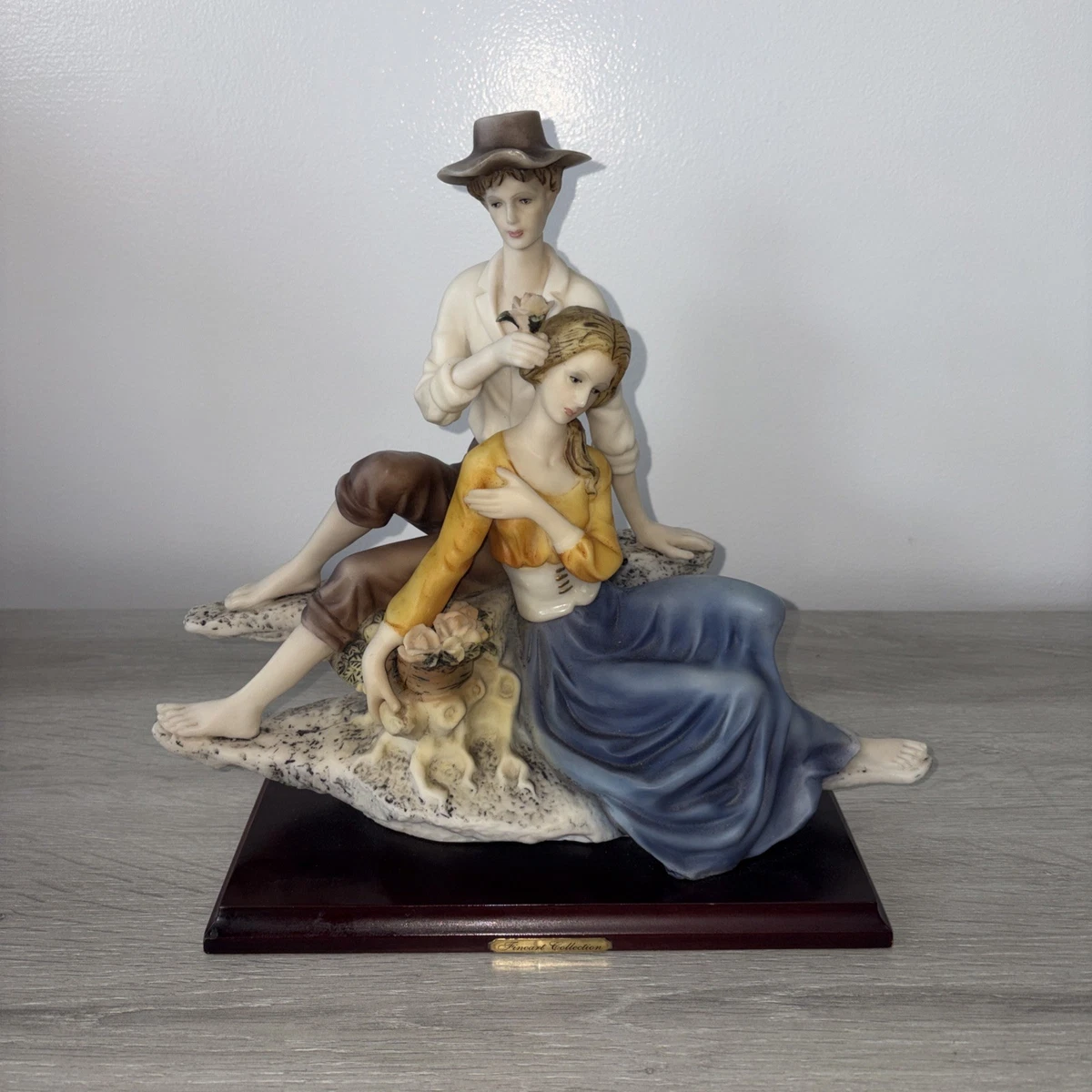 Porcelain Figurine Man Woman In Antique Ceramic & Porcelain