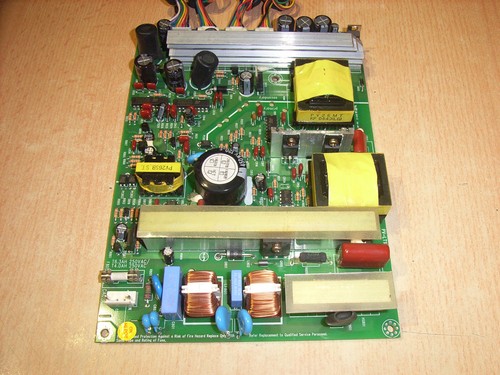 Netzteil Platine PV-LT1800320T für LCD TV Philips LC320W01 Grundig 32"