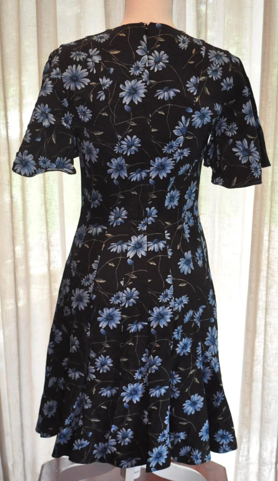 *Michael Kors Collection* Abito nero aderente e svasato stampa floreale blu US2 (UK8)v