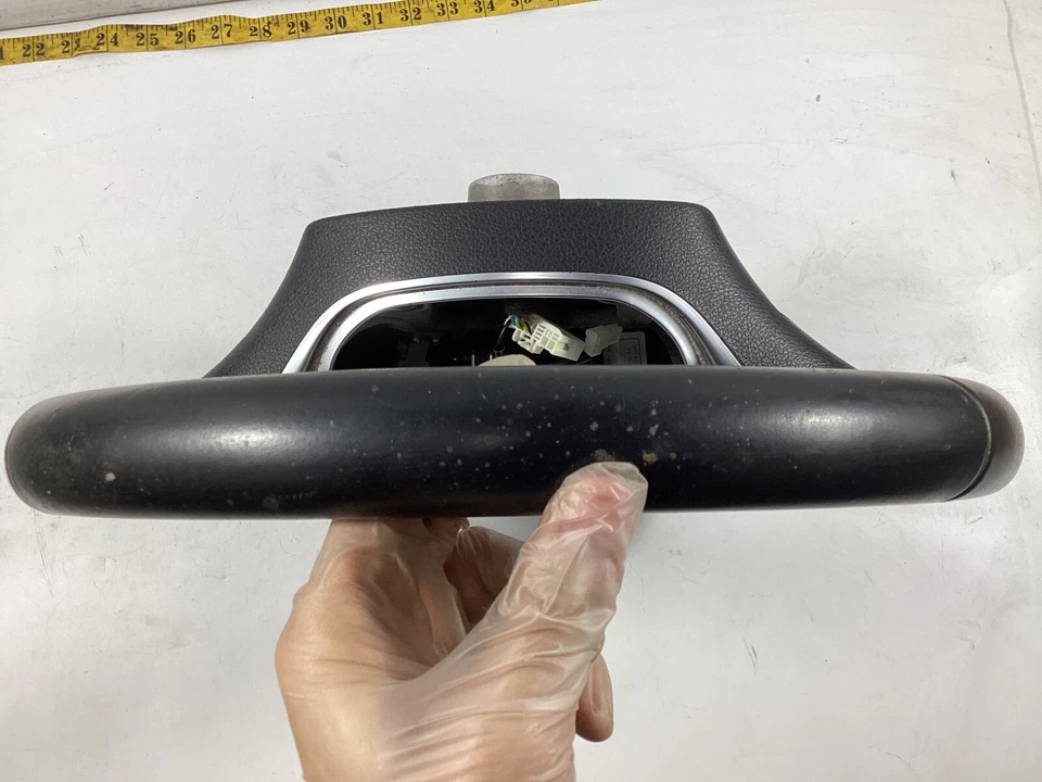 2020-2024 KIA TELLURIDE STEERING WHEEL LEATHER W/ SWITCHES CONTROL OEM . - Image 2 of 4