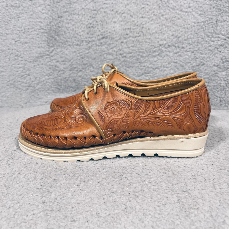 Zapatos Derby Informales De La Tierra Mia Para Mujer Talla 5 Floral Cuero Marrón Repujado Foto 3 de 4